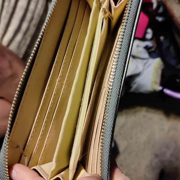 Like new DASEIN WALLET - Picture 3 of 3